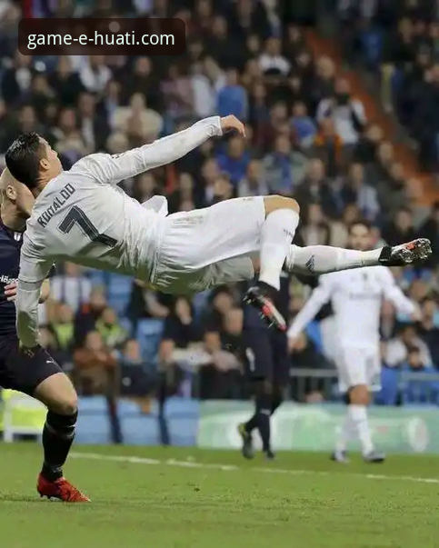 皇马球星场外暖心互动引关注，华体会体育资讯同步解读